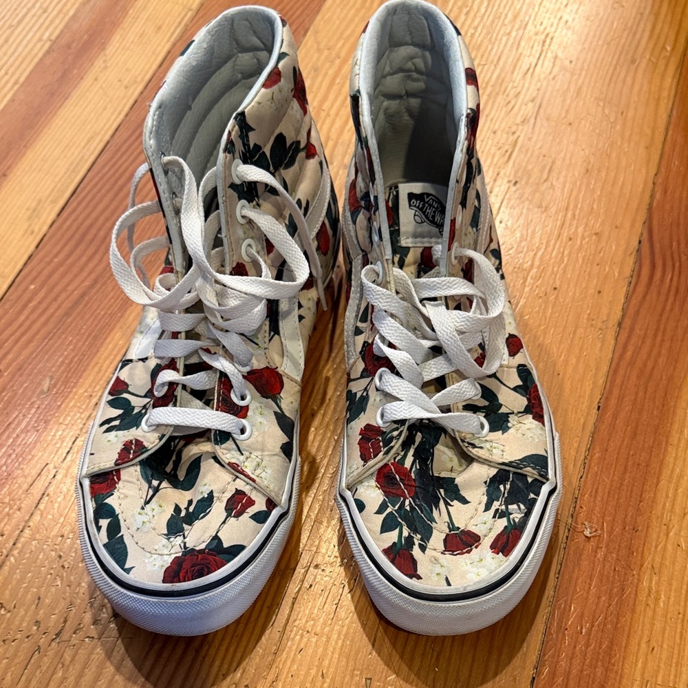 Vans High-Top Floral Canvas Sneakers - White, Red, Green